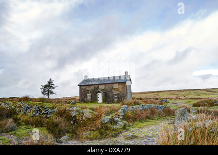 Le monache Croce Agriturismo nel Parco Nazionale di Dartmoor Devon in corrispondenza del punto di giunzione fra gli abati' way e i monaci' percorso Foto Stock