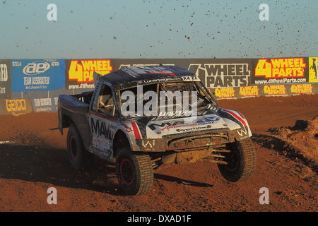 CHANDLER, AZ - Ott 28: Josh Merrell (22) alla velocità nel Lucas Oil Off Road racing serie Challenge Cup il 28 ottobre 2012. Foto Stock