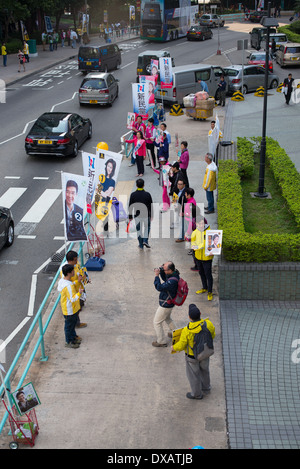 I candidati alle elezioni locali per il Sud orizzonte del distretto di Hong Kong Foto Stock