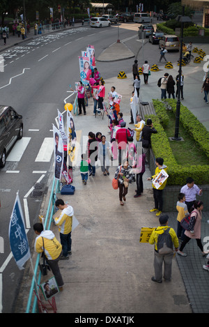 I candidati alle elezioni locali per il Sud orizzonte del distretto di Hong Kong Foto Stock