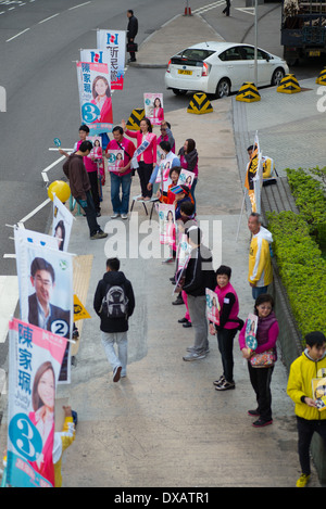 I candidati alle elezioni locali per il Sud orizzonte del distretto di Hong Kong Foto Stock