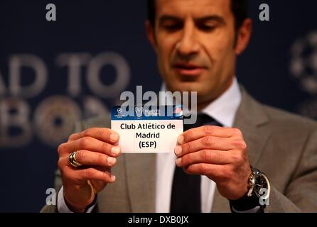 Nyon, Svizzera. Xxi Mar, 2014. Champions League quarterfinal disegnare. Club Atletico de Mardid" (ESP) tirata da Figo Credito: Azione Sport Plus/Alamy Live News Foto Stock
