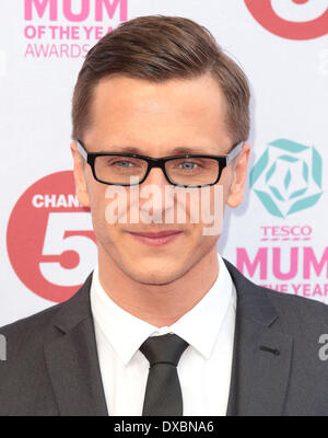 Londra, UK, 23 marzo 2014 Ritchie Neville assiste il Tesco mamma dell'anno premi al Savoy Hotel Credito: MRP/Alamy Live News Foto Stock