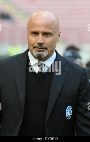 Milano, Italia. 23 Mar, 2014. Stefano Colantuono (Atalata) durante la Serie Amatch tra Inter vs Atalanta, il 23 marzo 2014. Credito: Adamo di Loreto/NurPhoto/ZUMAPRESS.com/Alamy Live News Foto Stock