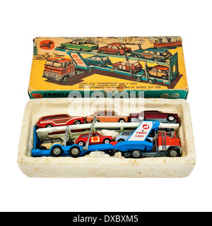 Rare Corgy Vintage Toys n. 41 Set regalo dal 1967, contenente Carrimore Mark IV auto transporter Foto Stock