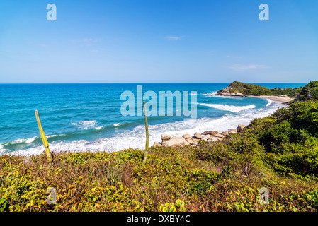 Spiaggia a Canaveral nel Parco Nazionale Tayrona sul Mare dei Caraibi in Colombia Foto Stock