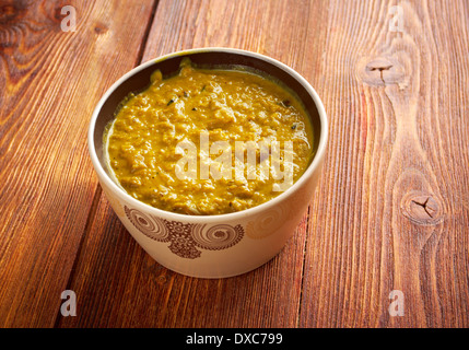 Masoor Dal - lenticchie rosse Curry , piatto indiano Foto Stock