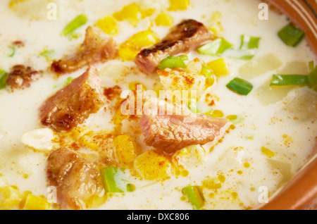 La pancetta peperoncino zuppa di mais Foto Stock