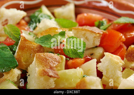 Fattoush - insalata libanese.gustoso Arabiccuisine Foto Stock