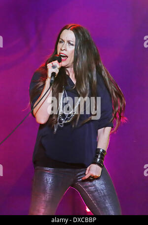 Alanis Morissette effettuando al Liverpool Echo Arena Liverpool, in Inghilterra - 30.11.12 con: Alanis Morissette dove: Live Foto Stock