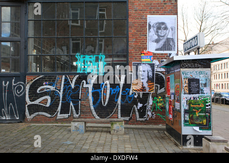 Il 'Westwerk' in Plagwitz: una vecchia fabbrica in postindustrial zona che è ora utilizzato come studio comunitario. Leipzig, Germania Foto Stock