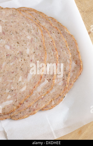 Haslet un maiale frattaglie e le erbe polpettone originariamente da Lincolnshire Inghilterra Foto Stock