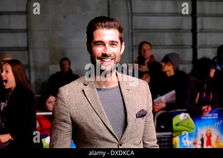 Mayfair, London, Regno Unito . 24 Mar, 2014. Matt Johnson. Le stelle di 'Muppets Most Wanted' arrivano al Curzon Cinema in Mayfair per un VIP screening. Credito: Rachel Megawhat/Alamy Live News Foto Stock