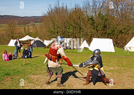 Evento Showfighting, cavaliere del torneo, Medioevo mercato di Pasqua, Ronneburg, Hesse, Germania Foto Stock