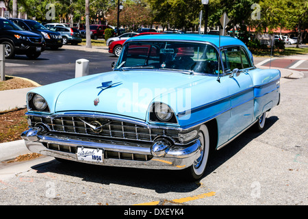 1956 Pachard Four-Hundred American Automobile Foto Stock