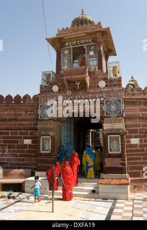 Sachiya Mata tempio indù complesso nella città di Osian vicino a Jodhpur in Rajasthan in India occidentale. Foto Stock