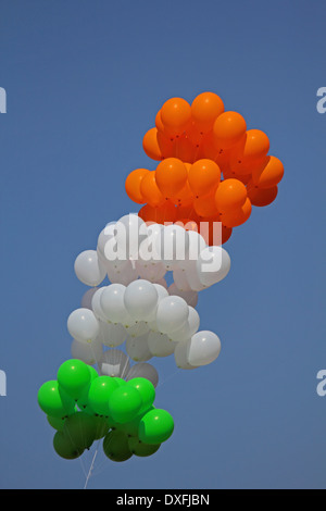 Palloncini in nazionale Tri colori dell India Foto Stock