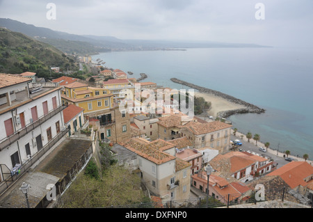 Vista di Pizzo e costa calabra. Foto Stock