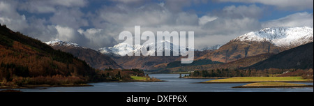 Loch Leven, Ballachulish Bridge & Glencoe Montagne Vista panoramica Foto Stock