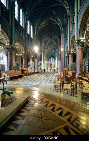 Navata, chiesa abbaziale, église Saint Germain-des-Prés, Parigi, Île-de-France, Francia Foto Stock