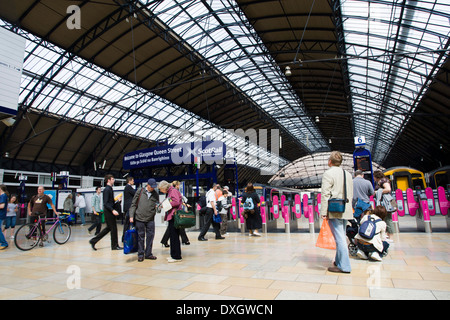 La stazione di Glasgow Queen Street, Stazione Ferroviaria. Glasgow, Scozia Foto Stock