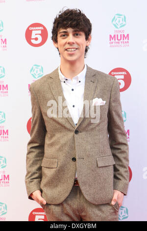 Matt Richardson arrivando alla Tesco mamma of the Year Awards 2014, al Savoy di Londra. 23/02/2014 Foto Stock