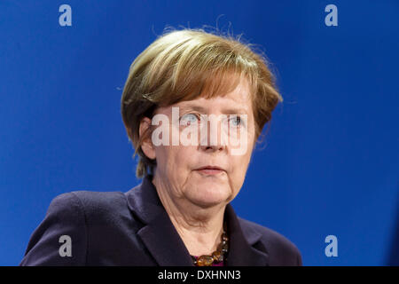 Berlino, Germania. Marzo 26th, 2014. Presidente della Repubblica di Corea, parco-geun hye e il Cancelliere Merkel alla conferenza stampa nella Cancelleria tedesca a Berlino. / Immagine: il Cancelliere tedesco Angela Merkel (CDU). Credito: Reynaldo Chaib Paganelli/Alamy Live News Foto Stock