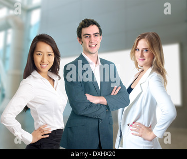 Successo del gruppo di diversi team di business in ufficio Foto Stock