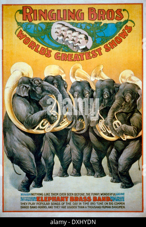 Il Ringling Bros Più grande nel mondo mostra ... il divertente, meraviglioso Elephant Brass Band ... Cinque elefanti giocando Tube, 1899 Foto Stock