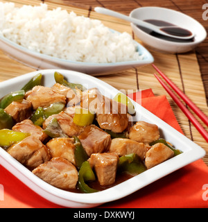 Dolce e aspro la carne di maiale Foto Stock