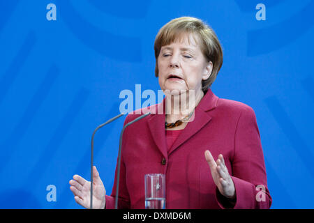 Berlino, Germania. Marzo 26th, 2014. Il primo ministro del Canada Harper e dal Cancelliere Merkel alla conferenza stampa nella Cancelleria tedesca a Berlino. / Immagine: il Cancelliere tedesco Angela Merkel. Credito: Reynaldo Chaib Paganelli/Alamy Live News Foto Stock