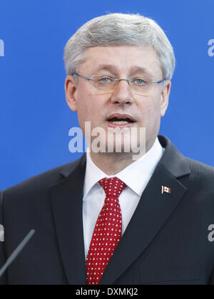 Berlino, Germania. 27 Mar, 2014. Il primo ministro di Kanada Harper e dal Cancelliere Merkel alla conferenza stampa nella Cancelleria tedesca a Berlino./immagine: il primo ministro di Kanada Harper, il 27 marzo 2014. Credito: Reynaldo Paganelli/NurPhoto/ZUMAPRESS.com/Alamy Live News Foto Stock