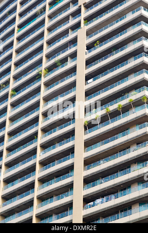 Edificio alto e moderno a Bangkok, in Thailandia Foto Stock