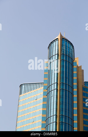 Edificio alto e moderno a Bangkok, in Thailandia Foto Stock