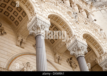 Bella cattedrale a Lione Francia Foto Stock