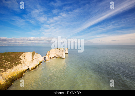 Le scogliere e rock pile di vecchi Harry rocce di Jurassic Coast di Dorset, Inghilterra Foto Stock