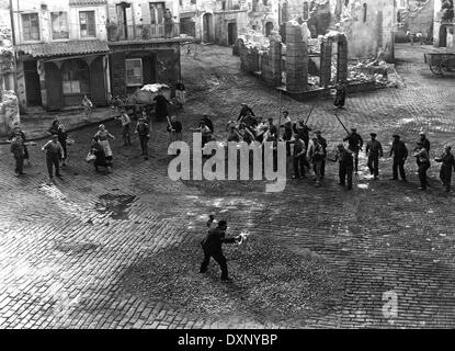 Una campana per ADANO Foto Stock