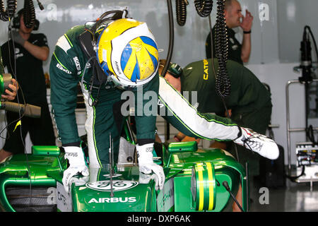 Motorsports: FIA Formula One World Championship 2014, il Gran Premio della Malesia, #9 Marcus Ericsson (SWE, Caterham Team di F1), Foto Stock
