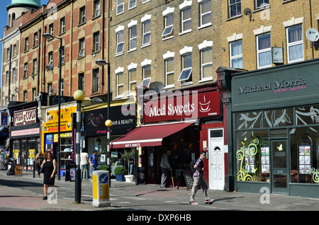 Blackstock Road a Finsbury Park, London, Regno Unito Foto Stock