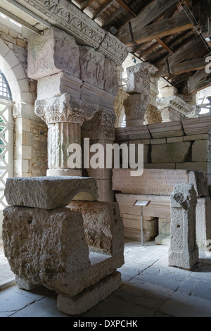 Resta gallo-romana nel museo di archeologia a Saintes, Poitou-Charente, Francia Foto Stock