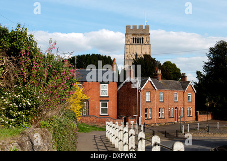 Earls Barton villaggio e chiesa, Northamptonshire, England, Regno Unito Foto Stock