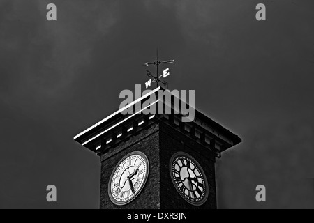 Torre dell orologio alla stazione di King Cross Foto Stock