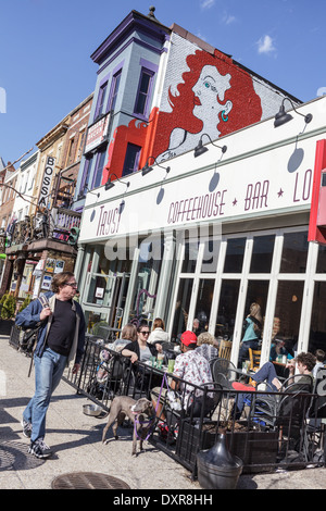 Alfresco mangiato a Tryst, Adams Morgan Neighborhood, Washington DC, Distretto di Columbia. Foto Stock