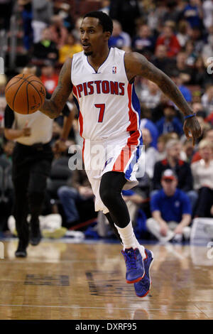 Philadelphia, Pennsylvania, USA. 29 Mar, 2014. Pistoni di Detroit guard Brandon Jennings (7) in azione durante il gioco NBA tra i pistoni di Detroit e la Philadelphia 76ers presso la Wells Fargo Center di Philadelphia, Pennsylvania. Christopher Szagola/Cal Sport Media/Alamy Live News Foto Stock