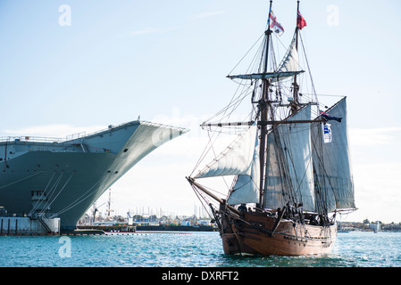 Enterprize sulla Port Phillip Foto Stock