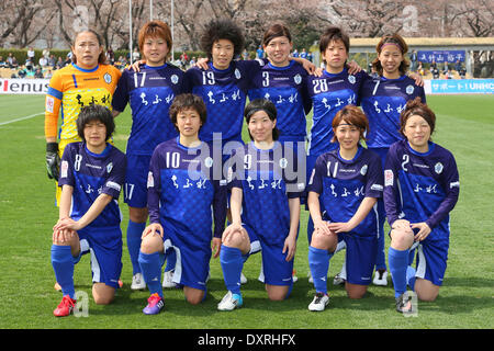 Ajinomoto Stadium campo ovest di Tokyo in Giappone. 29 Mar, 2014. Asa Elfen Sayama Team Group Line-Up, 29 marzo 2014 - Calcio /Soccer : Plenus Nadeshiko League 2014 tra NTV Beleza 5-1 come Elfen Sayama ad Ajinomoto Stadium campo ovest di Tokyo in Giappone. © Giovanni Osada AFLO/sport/Alamy Live News Foto Stock