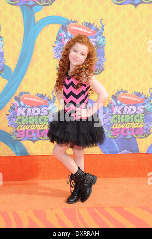 Los Angeles, CA, Stati Uniti d'America . 29 Mar, 2014. L'attrice Francesca Capaldi arriva sul tappeto arancione di Nickelodeon la ventisettesima edizione Kids Choice Awards a USC Galen Center di Los Angeles, Stati Uniti d'America, il 29 marzo 2014. Foto: Hubert Boesl/dpa - NESSUN SERVIZIO DI FILO-/-- Credito: dpa picture alliance/Alamy Live News Foto Stock