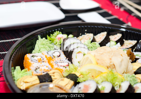 Set di sushi al ristorante Foto Stock