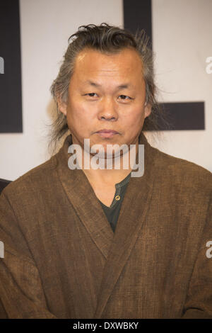 Kim Ki-Duk getting Douglas Sirk Award al ventesimo filmfest film festival di Amburgo. Dove: Amburgo Germania Quando: 04 Ott 2012 Foto Stock