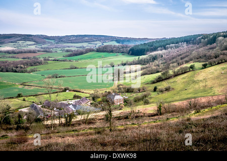 Le viste panoramiche dal Gaer Fawr vicino a Usk in Monmouthshire, South Wales, Regno Unito. Foto Stock